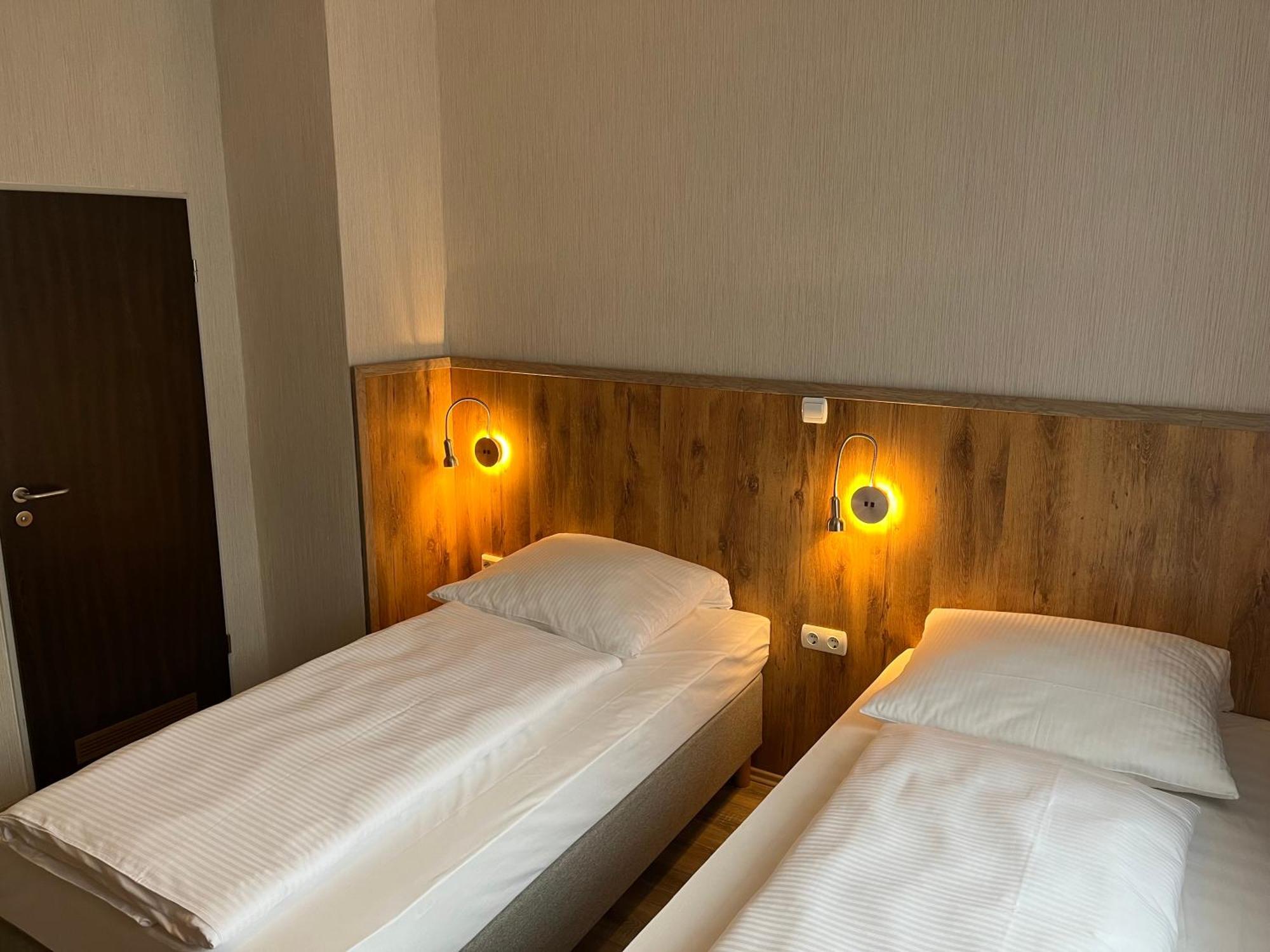 Skyline Hotel Ганновер Экстерьер фото